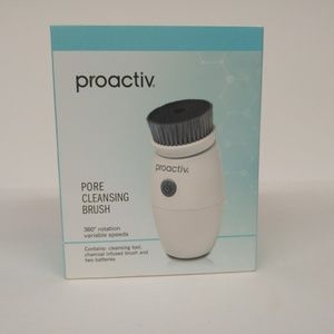 Proactiv Charcoal Pore Cleansing Brush